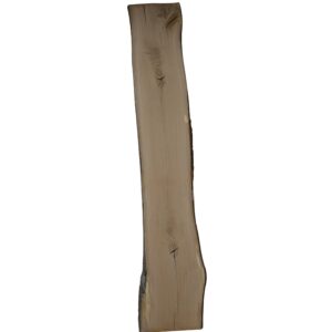 Eiken schaaldeel met noesten, gedroogd en geschaafd. 4 cm dik.