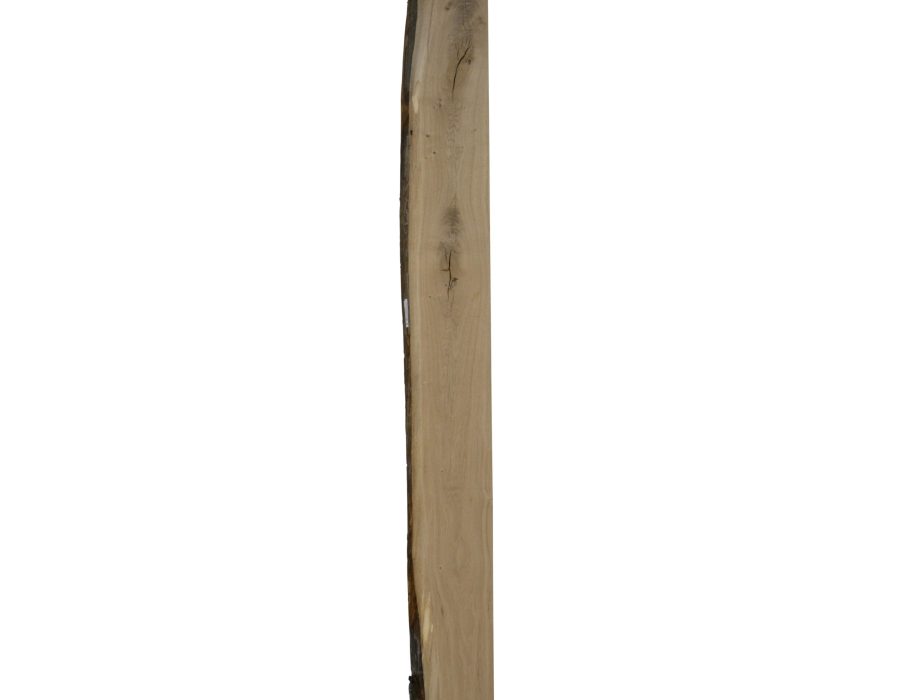 Eiken schaaldeel met noesten, gedroogd en geschaafd. 4 cm dik.